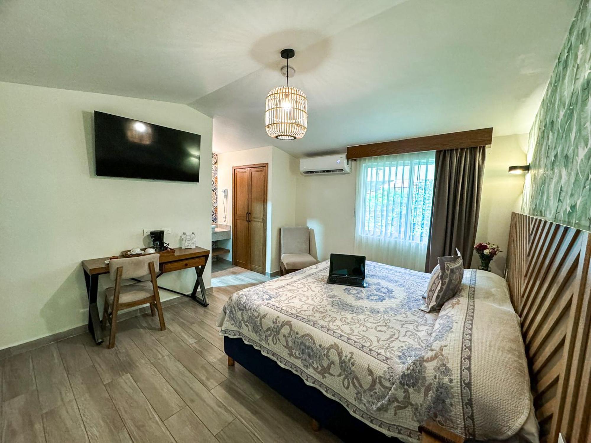 Hotel Isabel Guadalajara Ngoại thất bức ảnh
