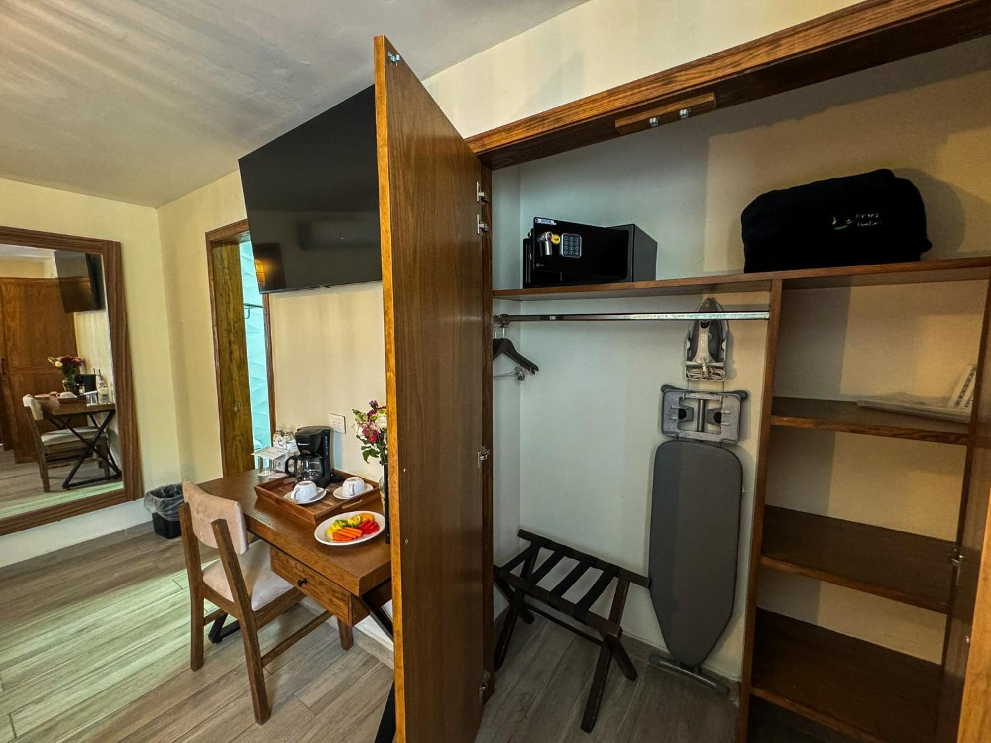 Hotel Isabel Guadalajara Ngoại thất bức ảnh